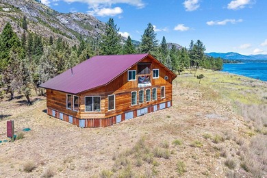 Discover your dream estate at the end of a private peninsula on - photo 30