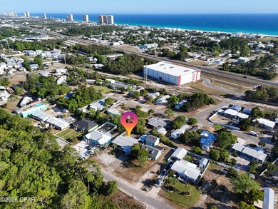 ****JUST REDUCED****Diamond in the Rough - Just 1/2 Mile to the - photo 4