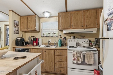 ****JUST REDUCED****Diamond in the Rough - Just 1/2 Mile to the - photo 9