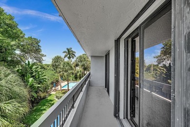 Gorgeous corner 3/2 with wraparound balcony facing southeast for - photo 41