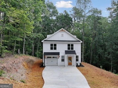 Lake Home For Sale in Gainesville, Georgia