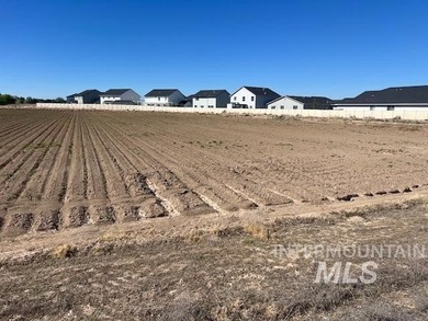 Highly desireable 5.28 acre parcel zoned for multifamily - photo 3