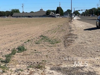 Highly desireable 5.28 acre parcel zoned for multifamily - photo 4