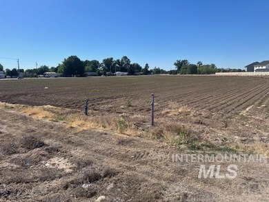 Highly desireable 5.28 acre parcel zoned for multifamily - photo 10
