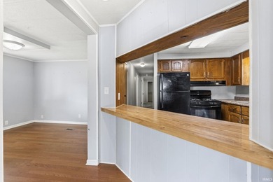 Well-maintained 3 bedroom, 2 bath home offering over 1,300 - photo 11