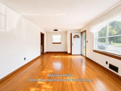 Welcome to 425 Goodwin Ave! A solid brick ranch that's the - photo 11