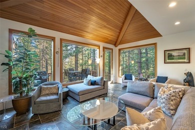 Welcome to 685 Wilson Way #4 - a spacious multi-level home set - photo 14