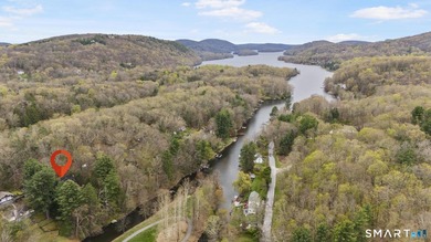 A true waterfront retreat with direct frontage on Candlewood - photo 35