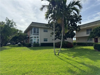 Indian River Condo Sale Pending in Vero Beach Florida