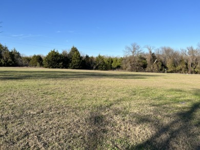 Double Lots with Peekaboo Water Views in Gated Lake Subdivision! - photo 34