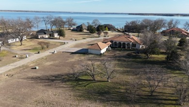 Double Lots with Peekaboo Water Views in Gated Lake Subdivision! - photo 31
