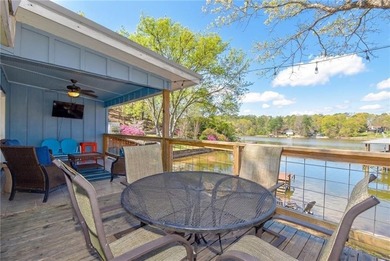 Lakefront opportunity on Lake Martin featuring a well-maintained - photo 21