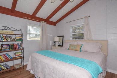 Lakefront opportunity on Lake Martin featuring a well-maintained - photo 36
