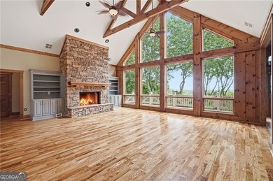 Well-appointed 4 BR & 3.5 BATH design Executive home with an - photo 7