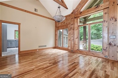 Well-appointed 4 BR & 3.5 BATH design Executive home with an - photo 10