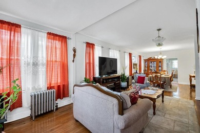 Timeless Character Meets Modern Comfort Welcome to this timeless - photo 7