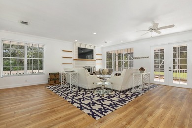 Where do you find a residential property with land in South - photo 11