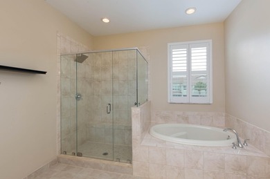 Welcome to this well maintained 3-bedroom, 2.5-bath townhome - photo 14