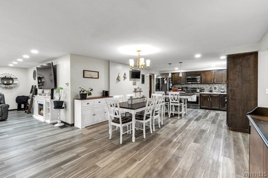Showings start Thursday July 16 at 9:00 am with negotiations - photo 15