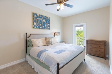 Welcome to this well maintained 3-bedroom, 2.5-bath townhome - photo 20