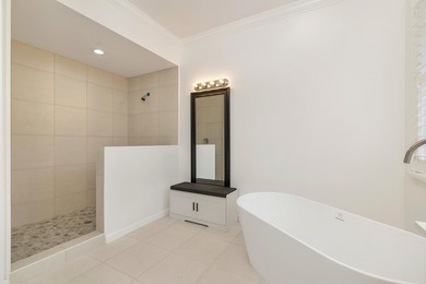 Where do you find a residential property with land in South - photo 20