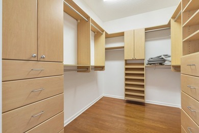 Where do you find a residential property with land in South - photo 21