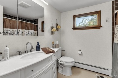 Showings start Thursday July 16 at 9:00 am with negotiations - photo 33