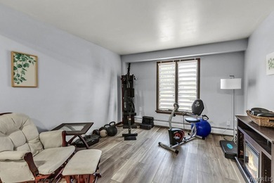 Showings start Thursday July 16 at 9:00 am with negotiations - photo 36