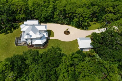 Where do you find a residential property with land in South - photo 40