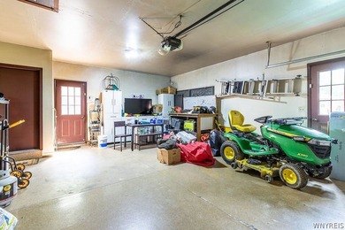 Showings start Thursday July 16 at 9:00 am with negotiations - photo 44