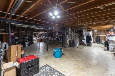 Showings start Thursday July 16 at 9:00 am with negotiations - photo 49