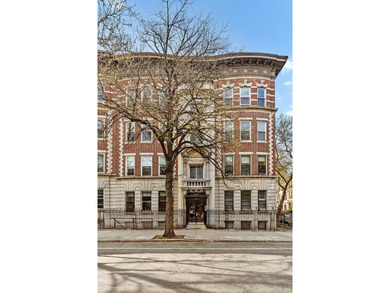 Perched above the treetops of Prospect Park, Residence 3L at 86 - photo 15