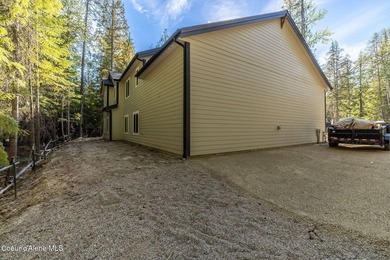 Beautiful New Home, Just completed with 3641+/-sq ft, this Multi - photo 27