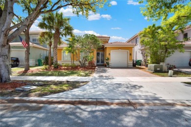 Lake Home For Sale in Cutler Bay, Florida