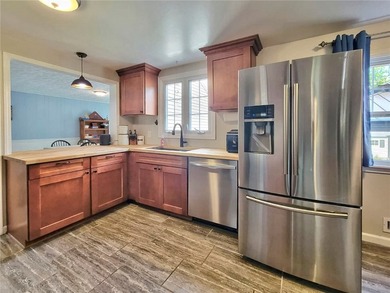 Welcome home to this 4 bdrm well-maintained home offering - photo 10