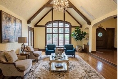 Beautifully Located on one of the most prestigious block in the - photo 4