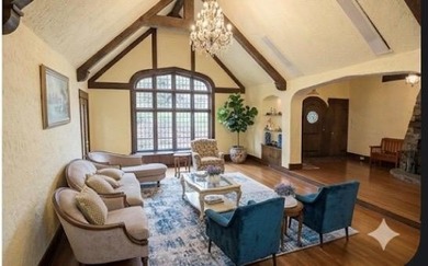 Beautifully Located on one of the most prestigious block in the - photo 5