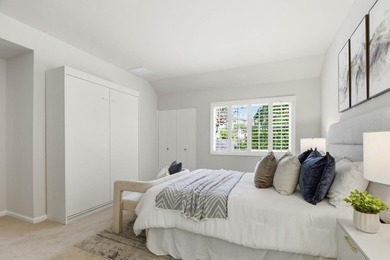 Welcome to this beautifully updated townhouse-style condo - photo 21