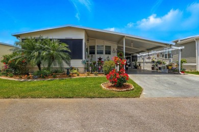 Lake Home For Sale in Lakeland, Florida