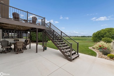 Welcome home to this beautifully updated 3-bedroom, 3-bath twin - photo 23