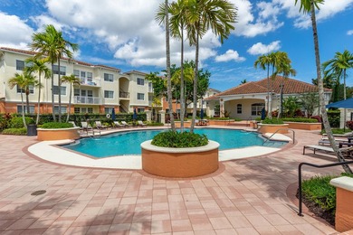 Spacious first floor 1 bedroom 1 bathroom condo plus open den in - photo 23