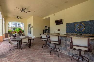 Spacious first floor 1 bedroom 1 bathroom condo plus open den in - photo 24