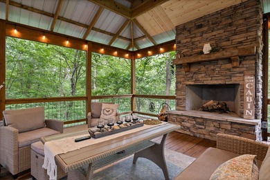 Riverfront Craftsman Retreat on the Middle Fork of Little River - photo 26