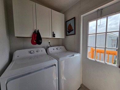 This 2 bed 2 bath home is located in Hillcrest a 55+ Community - photo 7