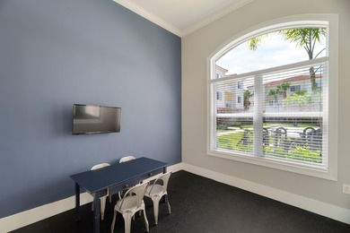 Spacious first floor 1 bedroom 1 bathroom condo plus open den in - photo 30