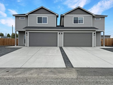 Columbia River Townhome/Townhouse Sale Pending in Richland Washington