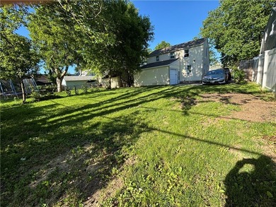 Beautifully renovated turnkey home! Located on the cusp of - photo 5