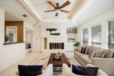 Nestled on a picturesque golf course lot in Richardson, this - photo 3