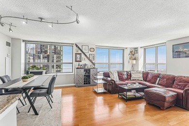 Rarely available, this bright and sunny 2-bedroom, 2-bathroom - photo 4