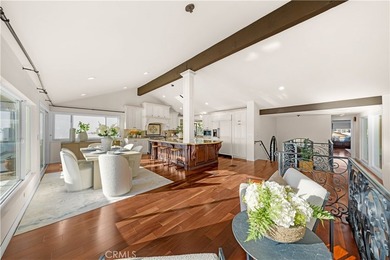 EXQUISITE WATERFRONT RESIDENCE ON HIGHLY COVETED HUMBOLDT - photo 14
